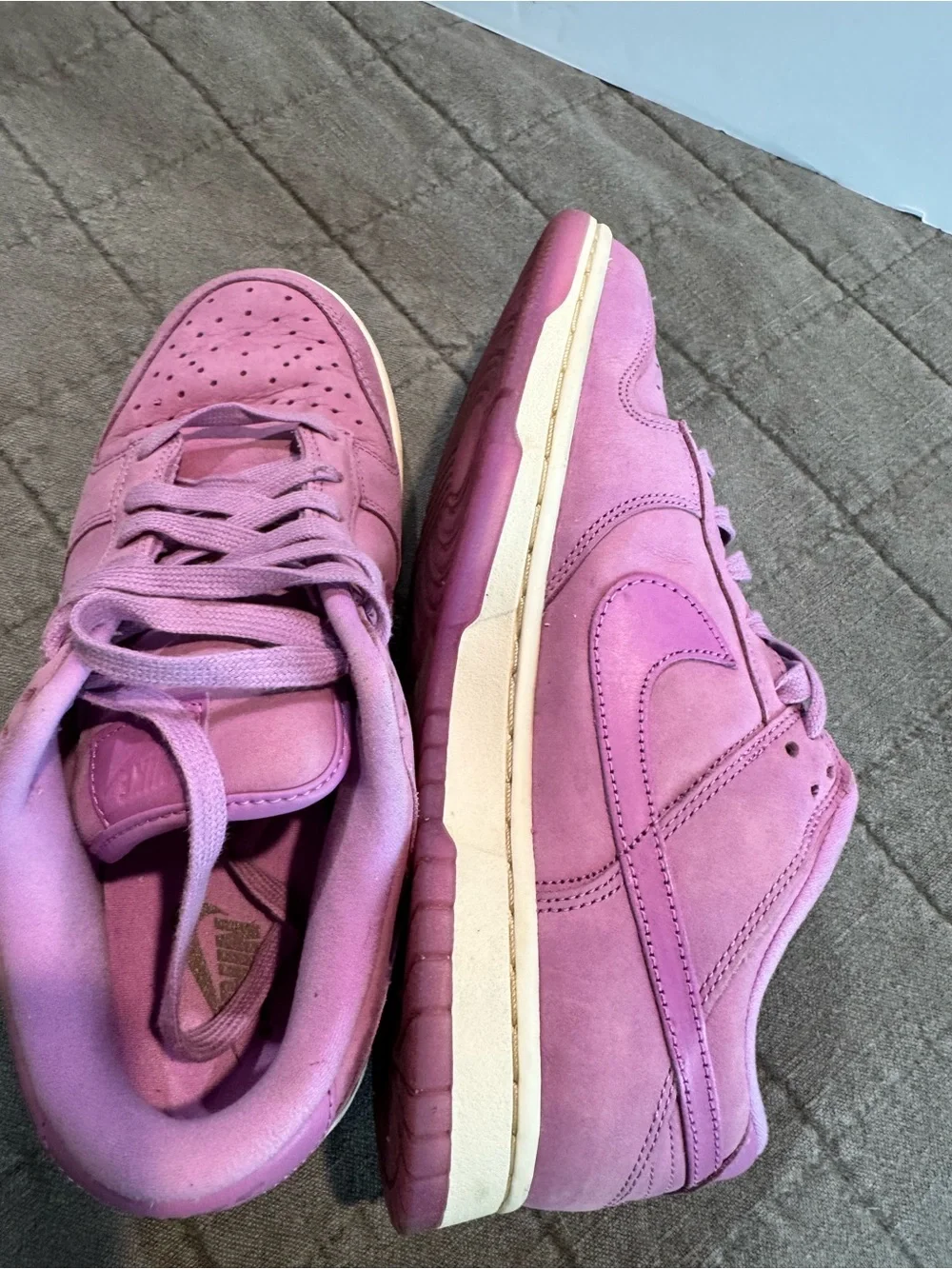 Nike Women’s Dunk Low Sneakers in Rush Fuschia- rare!